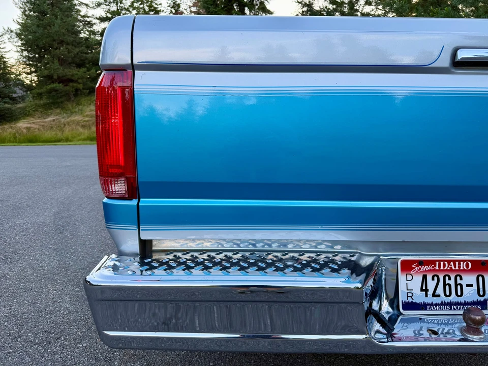 1992 Ford F-Series - Image 24 of 31