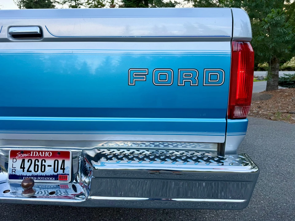 1992 Ford F-Series - Image 26 of 31