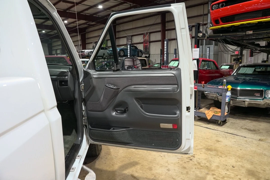 1992 Ford F-Series 9th Gen - Image 22 of 31