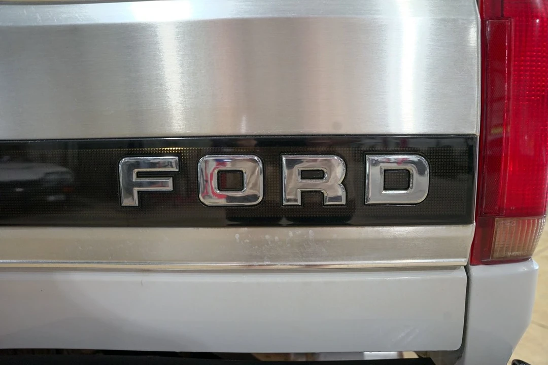1992 Ford F-Series 9th Gen - Image 20 of 31
