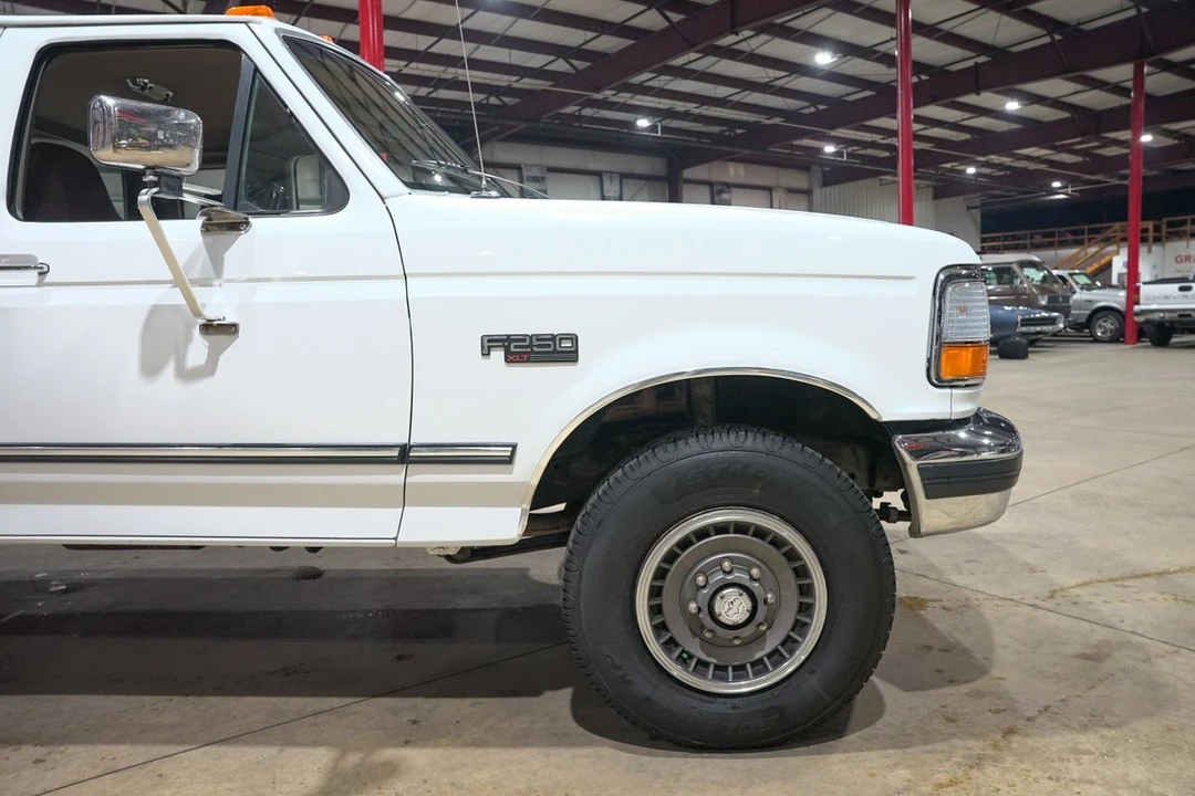 1992 Ford F-Series 9th Gen - Image 11 of 21