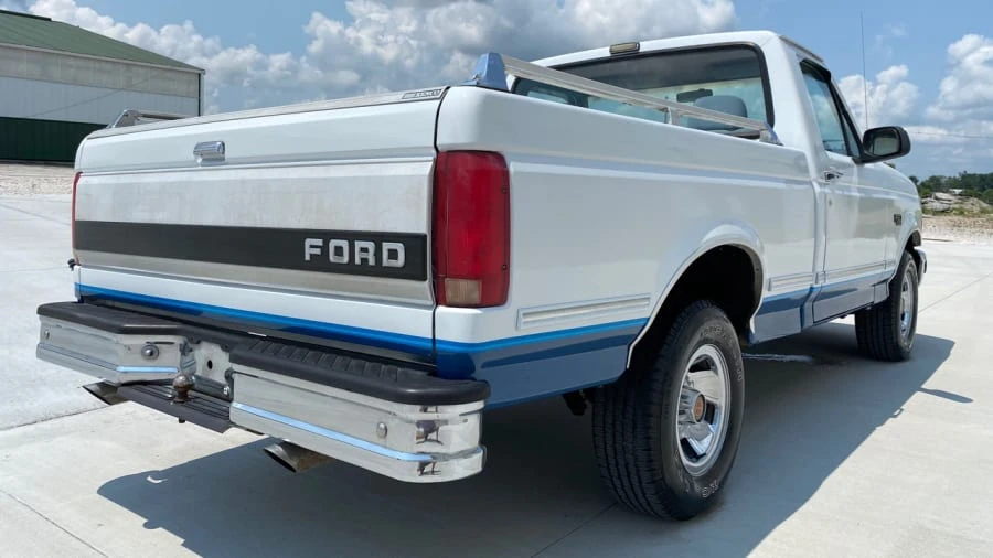 1992 Ford F-Series 9th Gen - Image 20 of 24