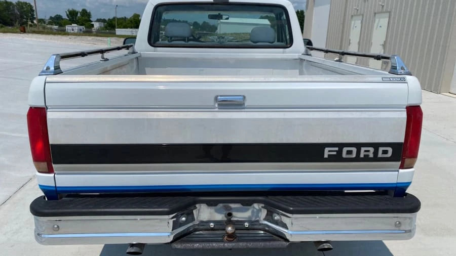 1992 Ford F-Series 9th Gen - Image 21 of 24