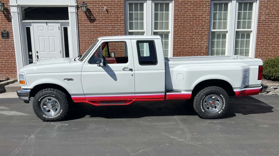 1992 Ford F-Series 9th Gen - Image 2 of 13