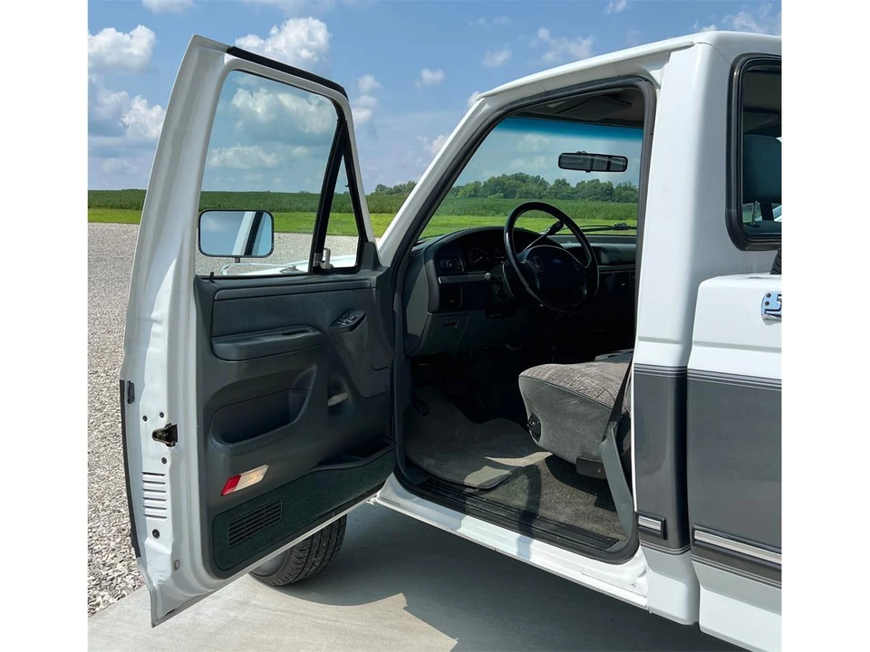 1992 Ford F-Series 9th Gen - Image 5 of 30