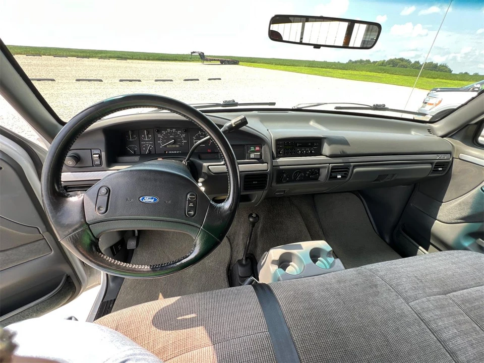 1992 Ford F-Series 9th Gen - Image 10 of 30