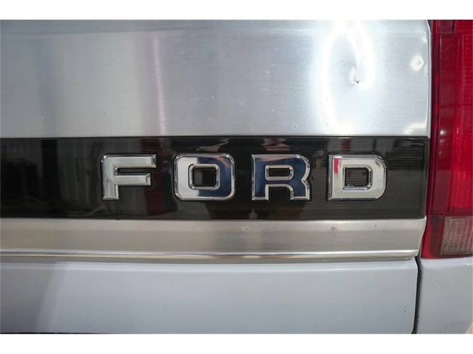 1992 Ford F-Series 9th Gen - Image 24 of 31