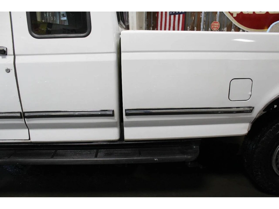 1992 Ford F-Series 9th Gen - Image 24 of 31