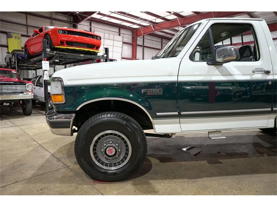 1992 Ford F-Series 9th Gen - Image 3 of 31