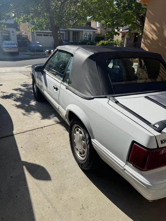1992 Ford Mustang 3rd Gen - Image 5 of 12