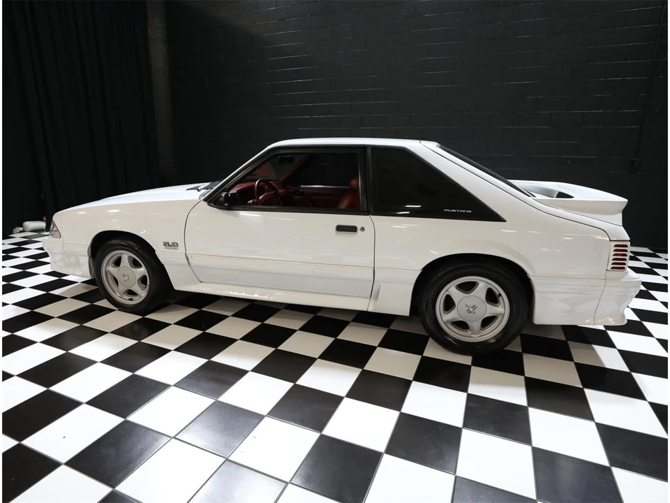 1992 Ford Mustang 3rd Gen - Image 30 of 31
