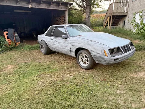 1992 Ford Mustang Base