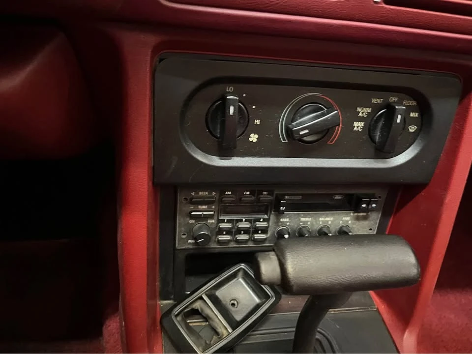 1992 Ford Mustang 3rd Gen - Image 4 of 8