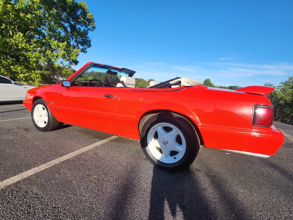 1992 Ford Mustang 3rd Gen - Image 8 of 31