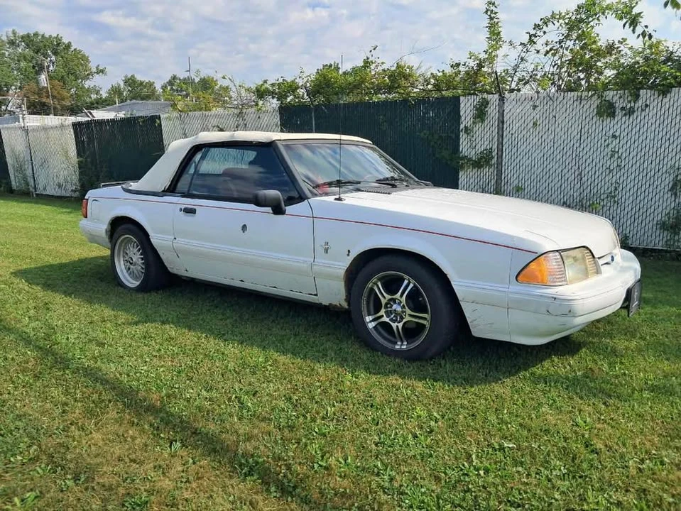 1992 Ford Mustang 3rd Gen - Image 6 of 8