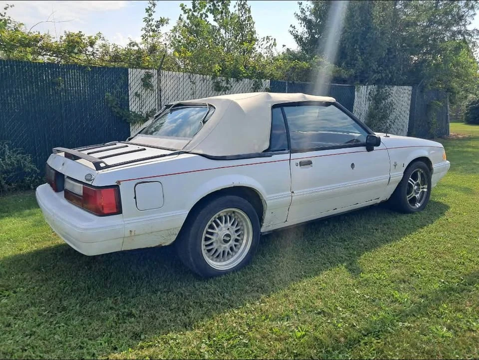 1992 Ford Mustang 3rd Gen - Image 5 of 8