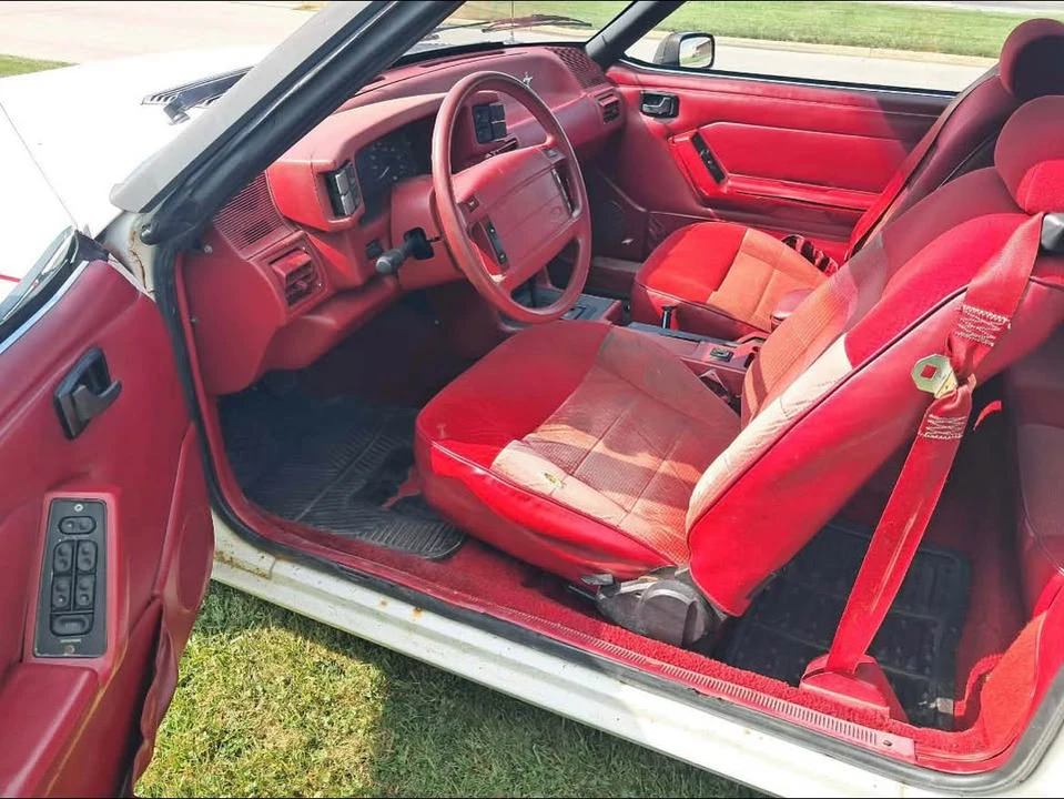 1992 Ford Mustang 3rd Gen - Image 8 of 8