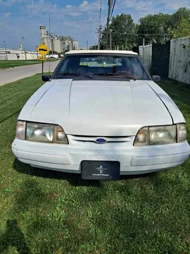1992 Ford Mustang Coupe 2D
