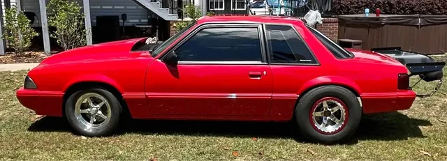 1992 Ford Mustang Coupe 2D