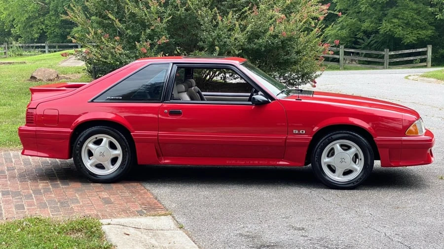 1992 Ford Mustang GT 3rd Gen - Image 17 of 18