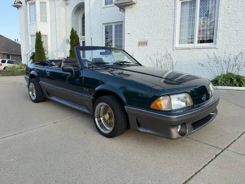 1992 Ford Mustang GT Convertible