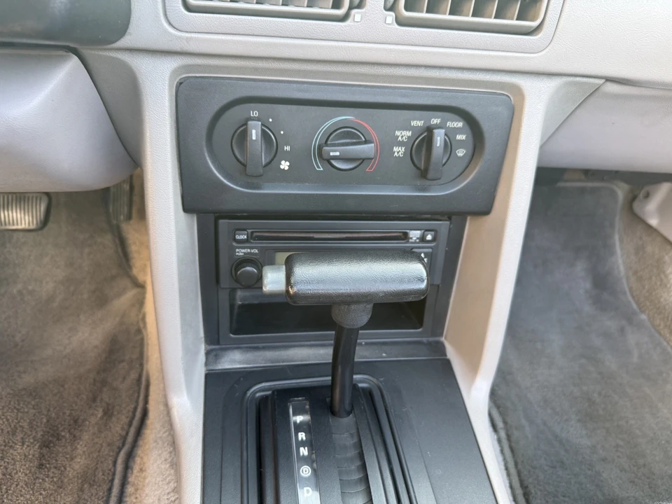 1992 Ford Mustang GT 3rd Gen - Image 28 of 31