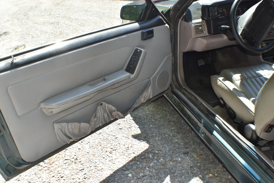 1992 Ford Mustang 3rd Gen - Image 17 of 31