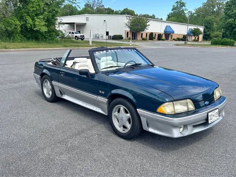 1992 Ford Mustang GT Convertible
