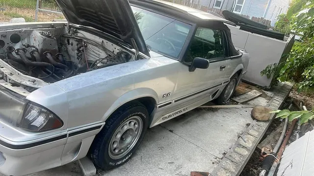 1992 Ford Mustang GT Convertible 2D
