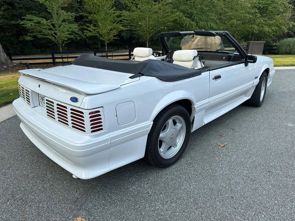 1992 Ford Mustang GT 3rd Gen - Image 22 of 31