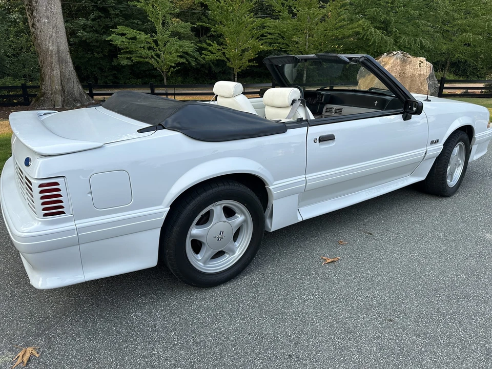 1992 Ford Mustang GT 3rd Gen - Image 21 of 31