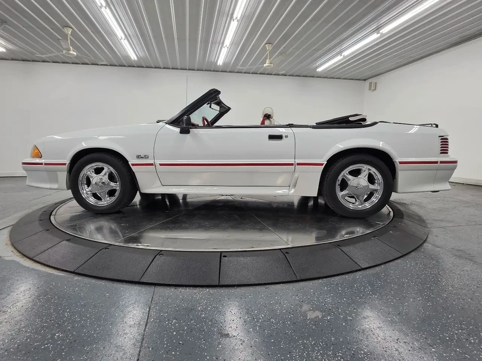 1992 Ford Mustang GT 3rd Gen - Image 8 of 31