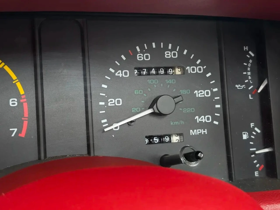 1992 Ford Mustang GT 3rd Gen - Image 27 of 31