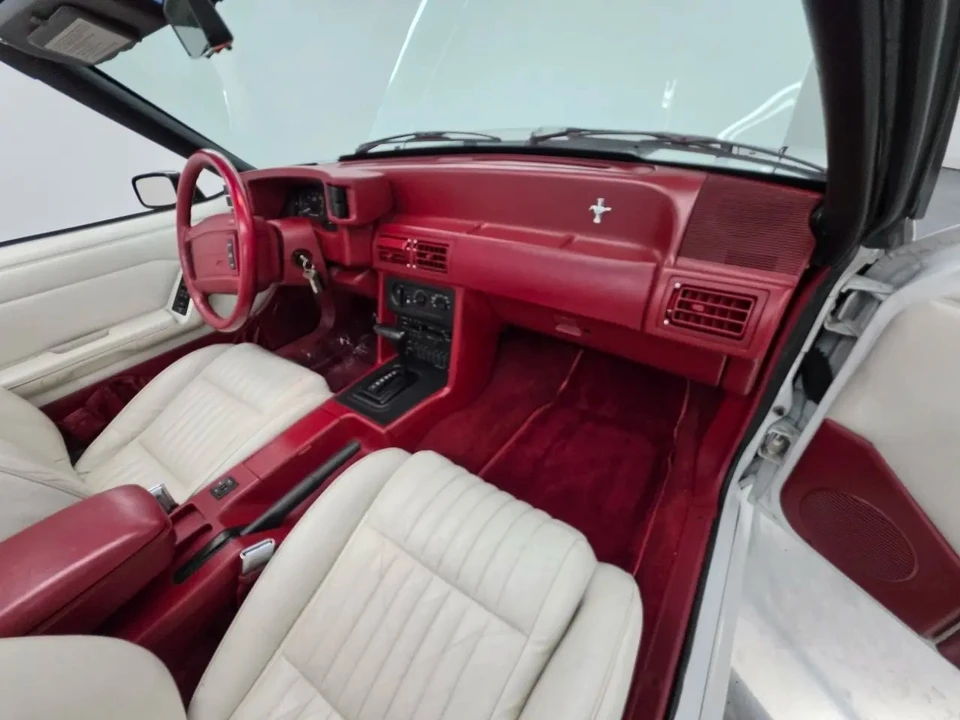 1992 Ford Mustang GT 3rd Gen - Image 28 of 31
