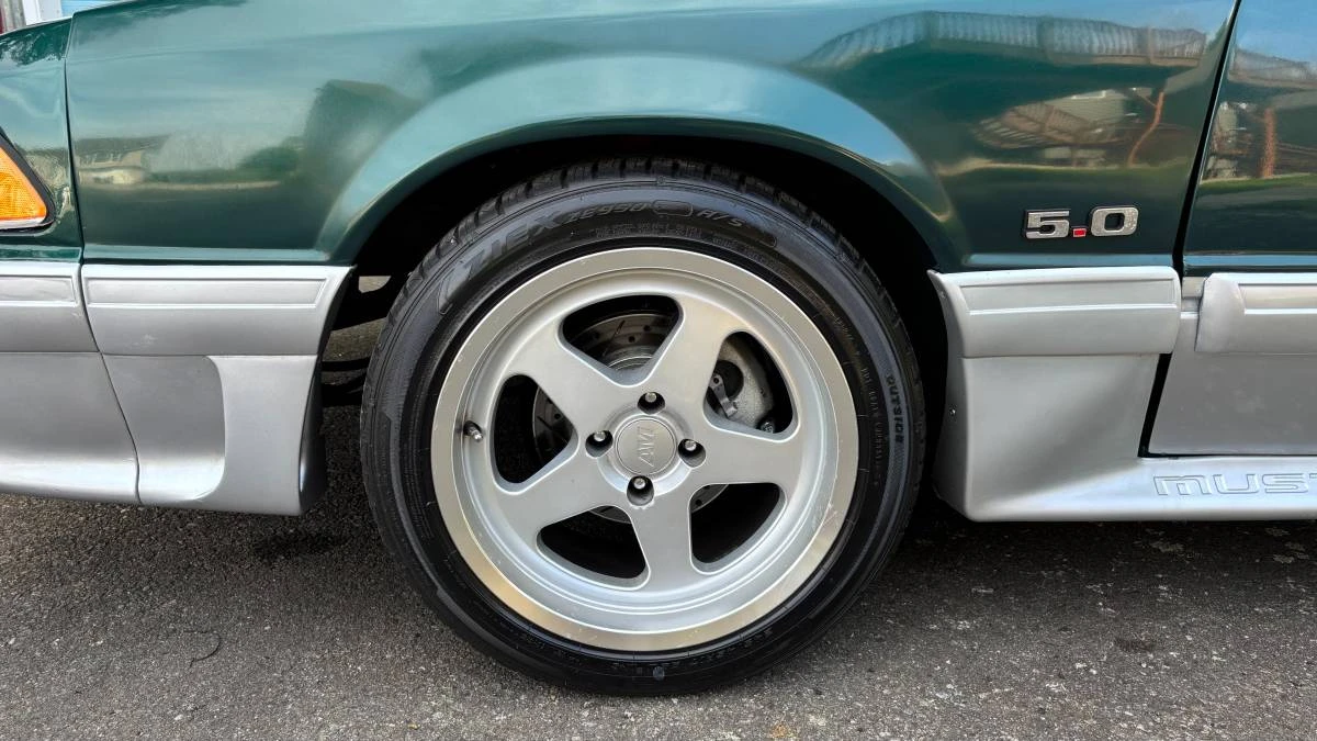 1992 Ford Mustang GT 3rd Gen - Image 13 of 24