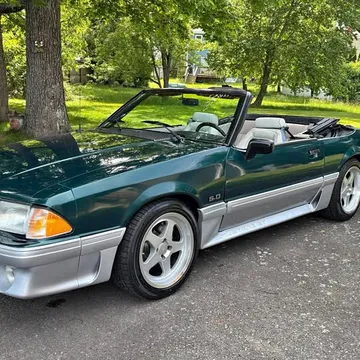 1992 Ford Mustang GT Convertible