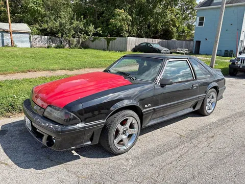 1992 Ford Mustang GT Coupe 2D