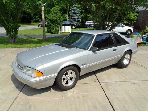 1992 Ford Mustang GT Hatchback 2D