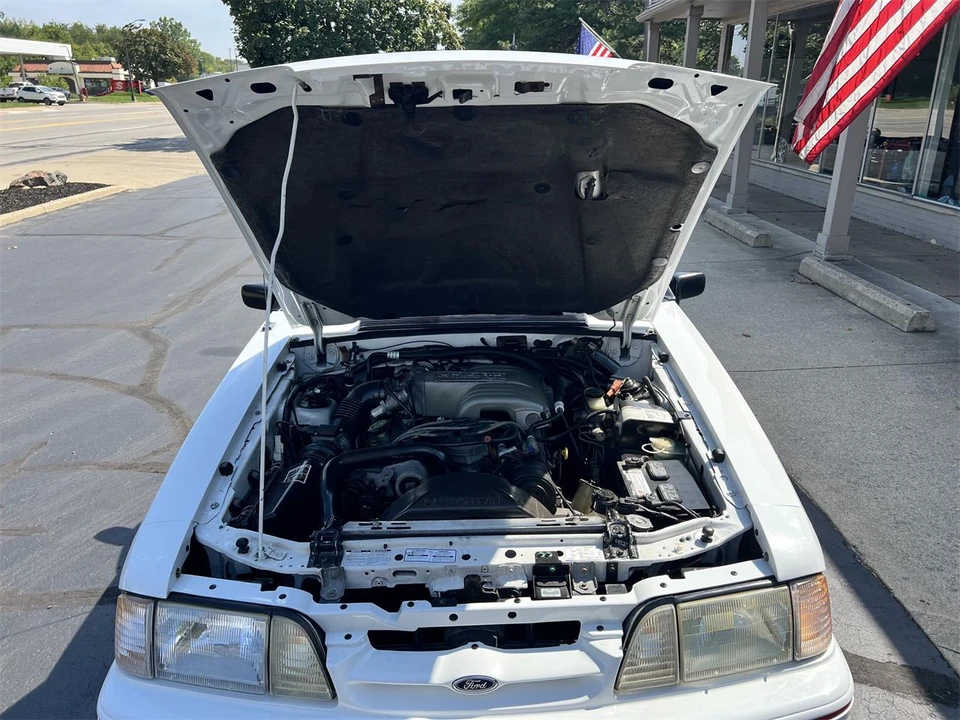 1992 Ford Mustang 3rd Gen - Image 9 of 31
