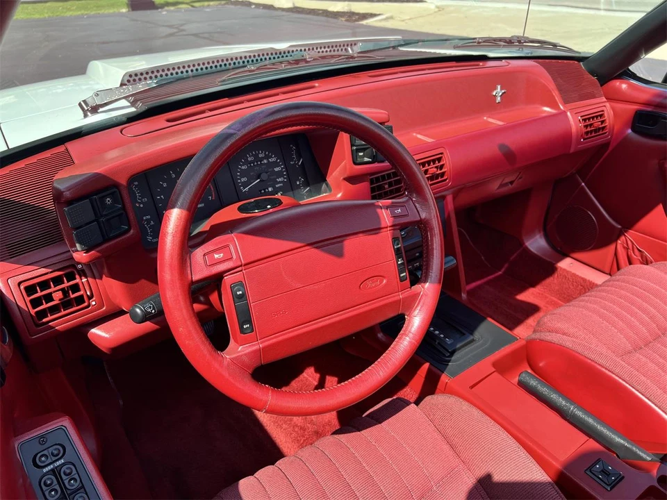 1992 Ford Mustang 3rd Gen - Image 10 of 31