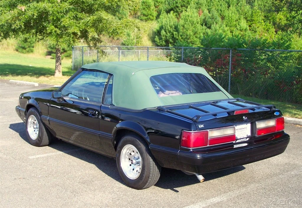 1992 Ford Mustang 3rd Gen - Image 2 of 12