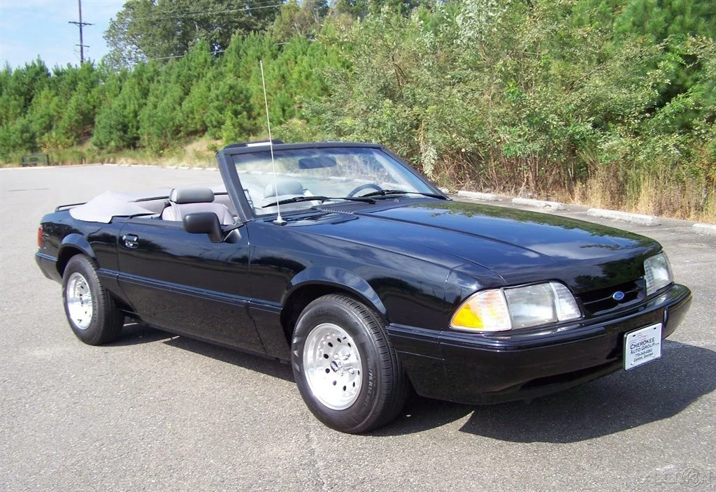 1992 Ford Mustang 3rd Gen - Image 9 of 12