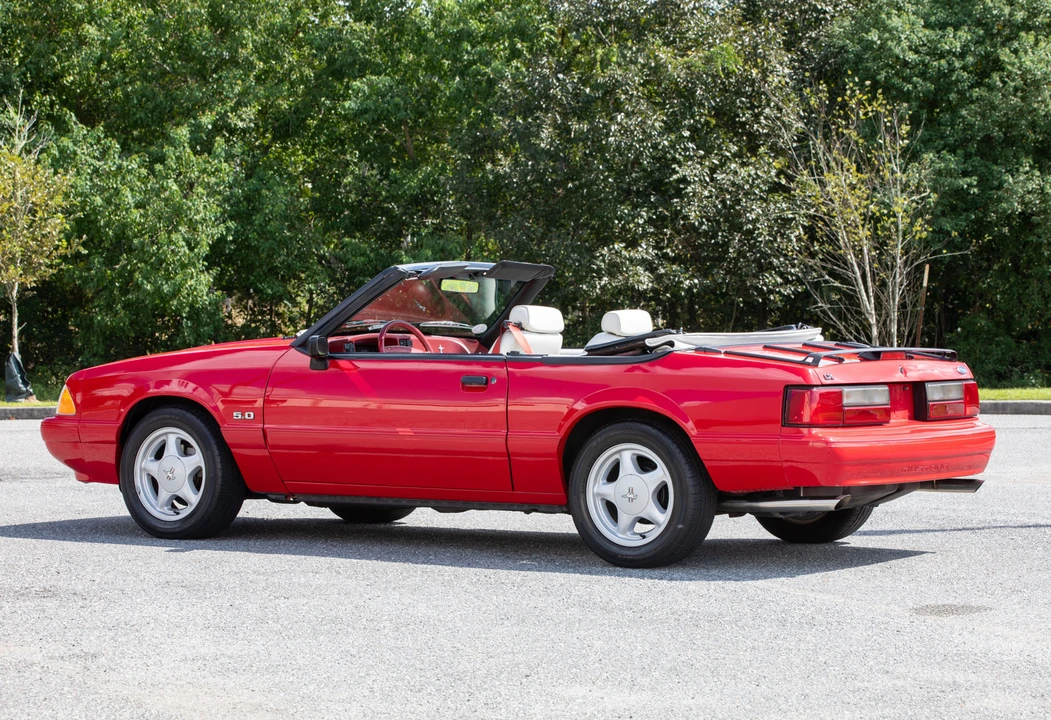 1992 Ford Mustang 3rd Gen - Image 14 of 31