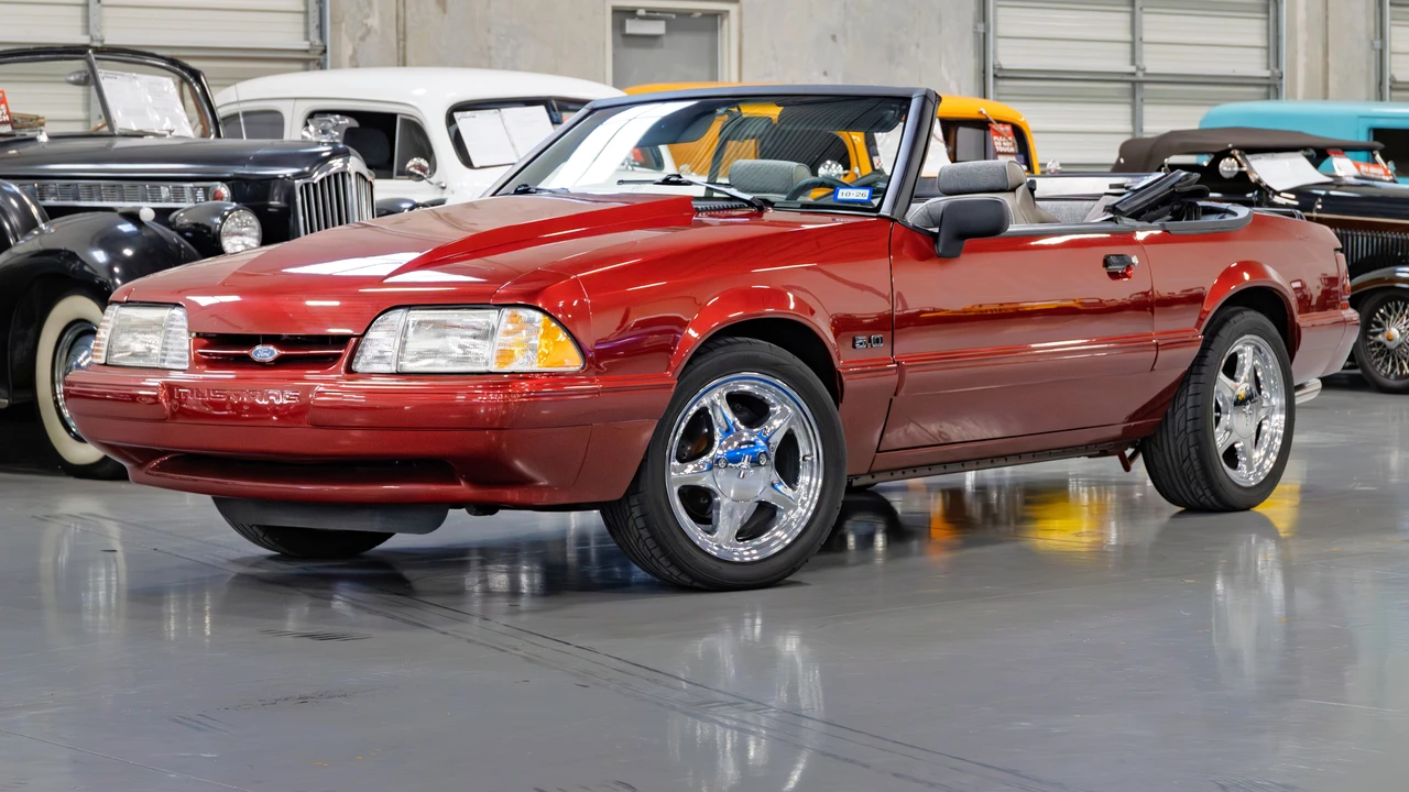 1992 Ford Mustang 3rd Gen - Image 9 of 31
