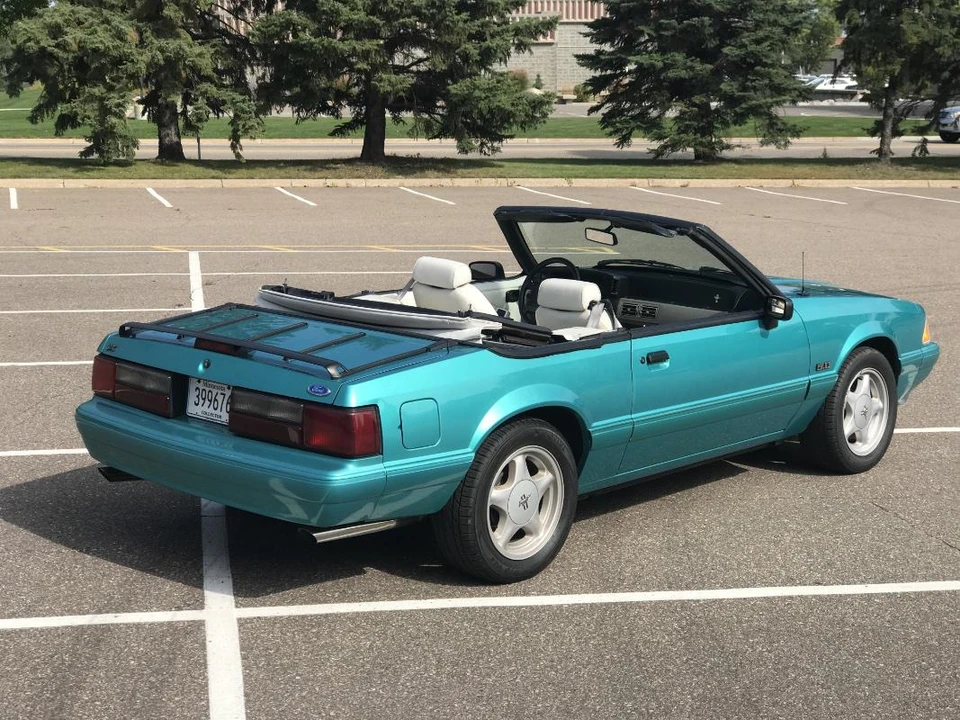 1992 Ford Mustang 3rd Gen - Image 2 of 5