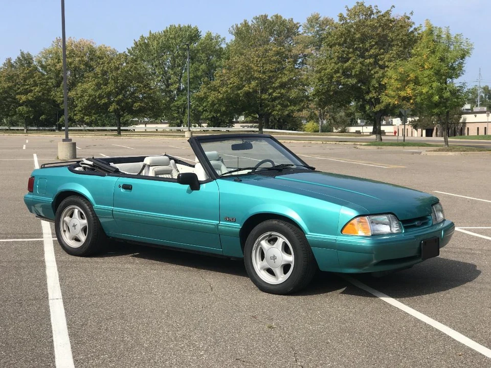1992 Ford Mustang 3rd Gen - Image 4 of 5