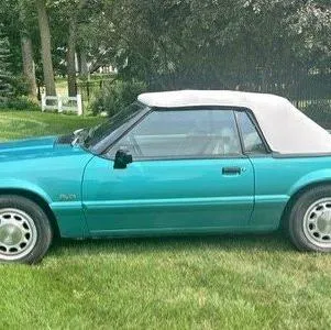 1992 Ford Mustang LX 5.0 Convertible