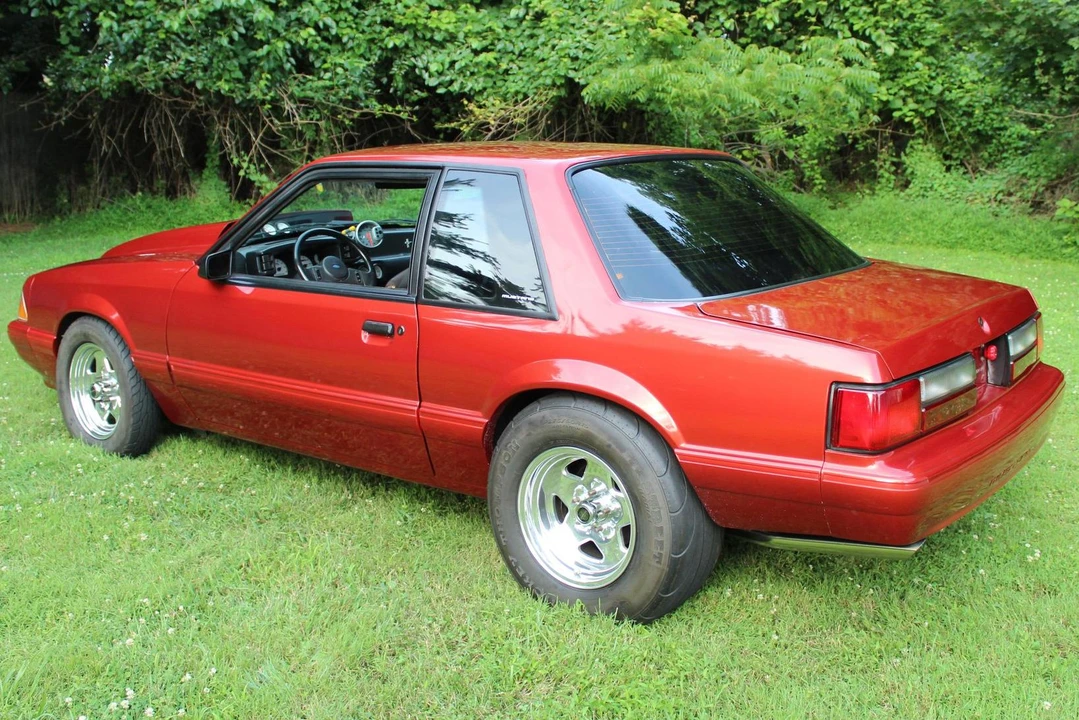 1992 Ford Mustang 3rd Gen - Image 4 of 5