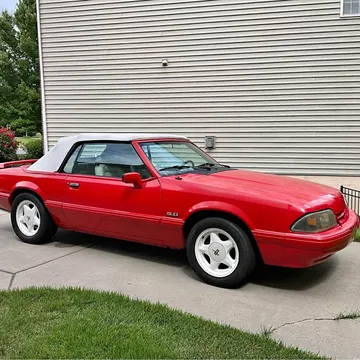 1992 Ford Mustang LX 5.0 Liter Convertible