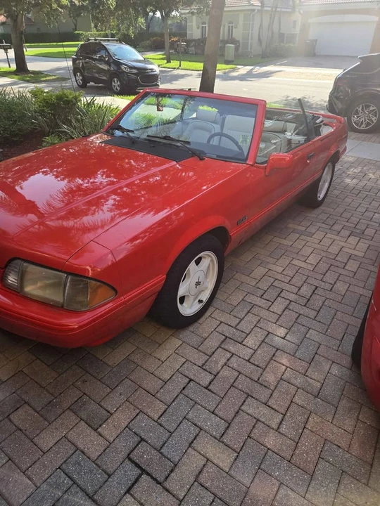 1992 Ford Mustang 3rd Gen - Image 2 of 3